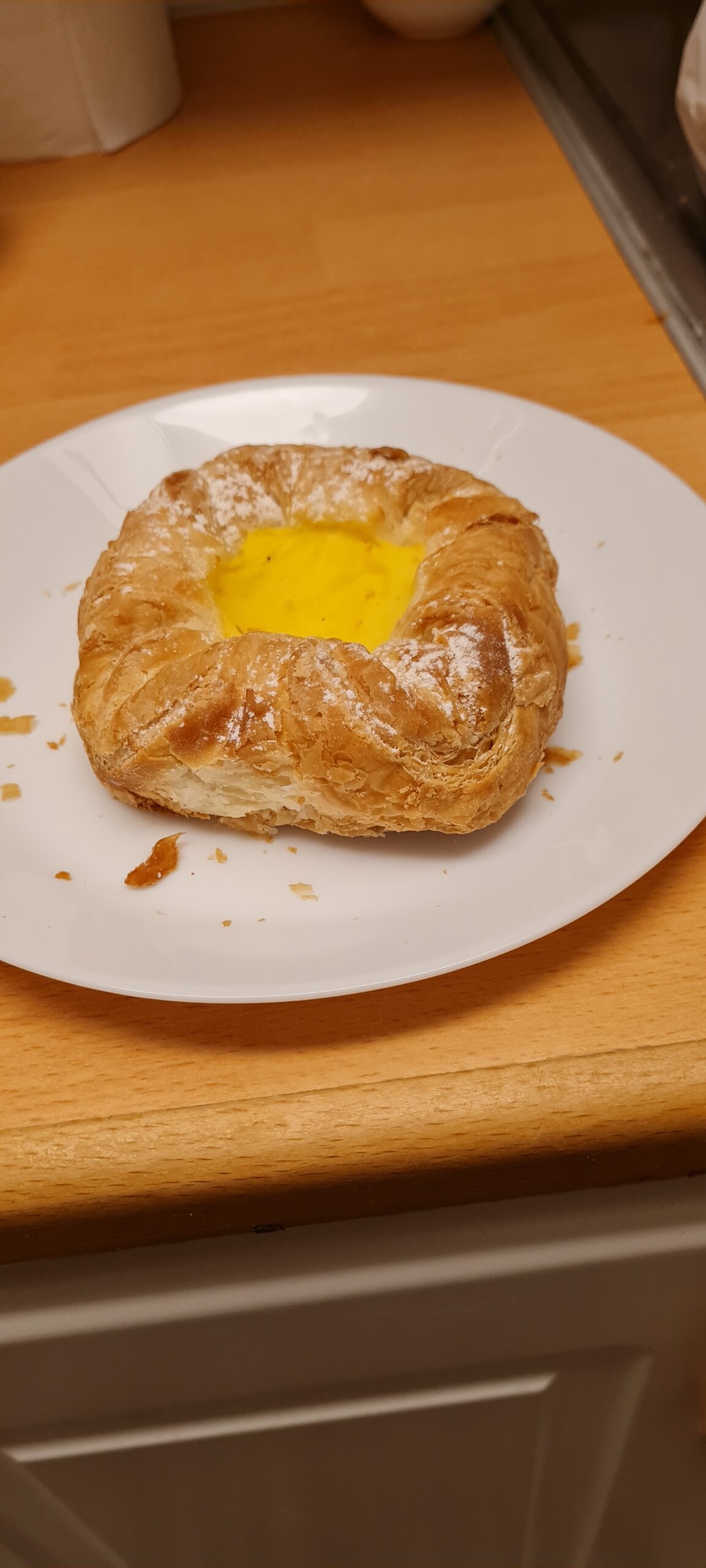 Wienerbröd med hallonkräm