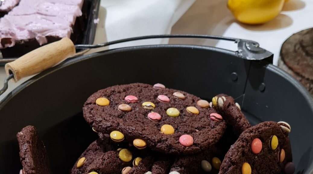 Ni kan så klart baka egna sockerfria cookies för då blir det lättare att sälja till föräldrarna som vill vara nyttiga.