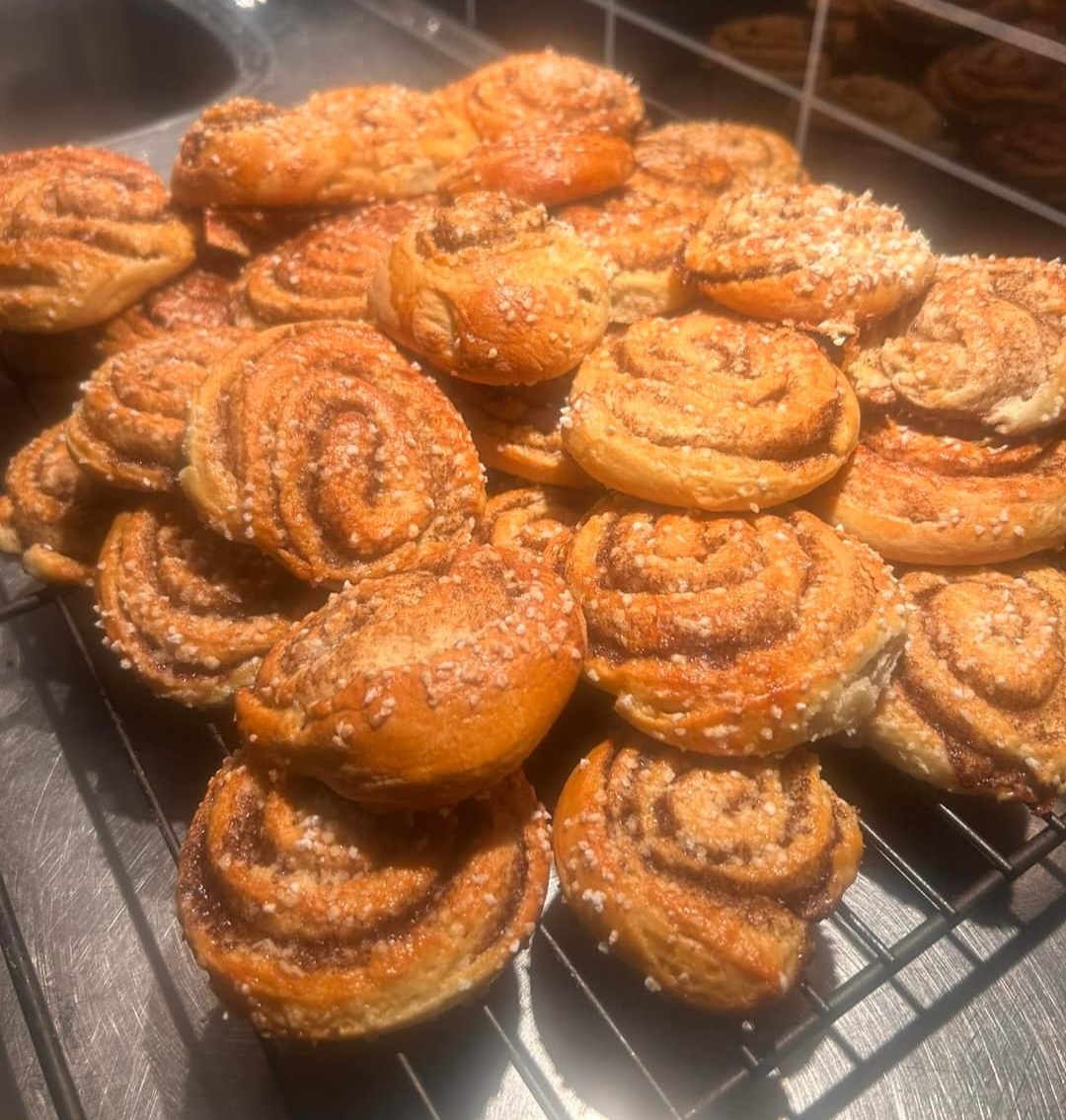 Tjäna pengar till klassen sälja lussebullar